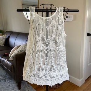 Mesh tank top with lace embroidery by Chloe & Katie